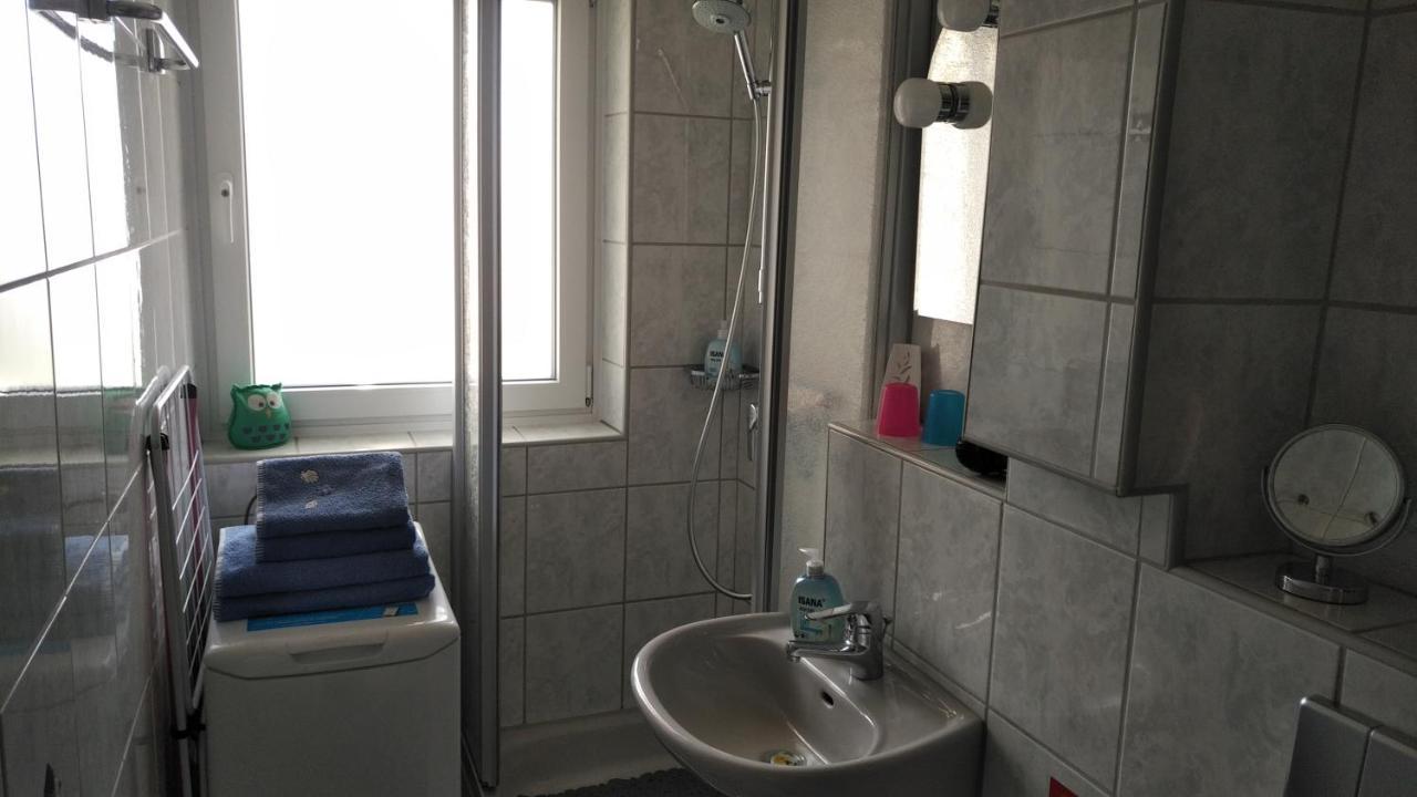 Haus Tertius - Strand- Und Hafennahe Ruhige Ferienwohnung Büsum Exteriör bild